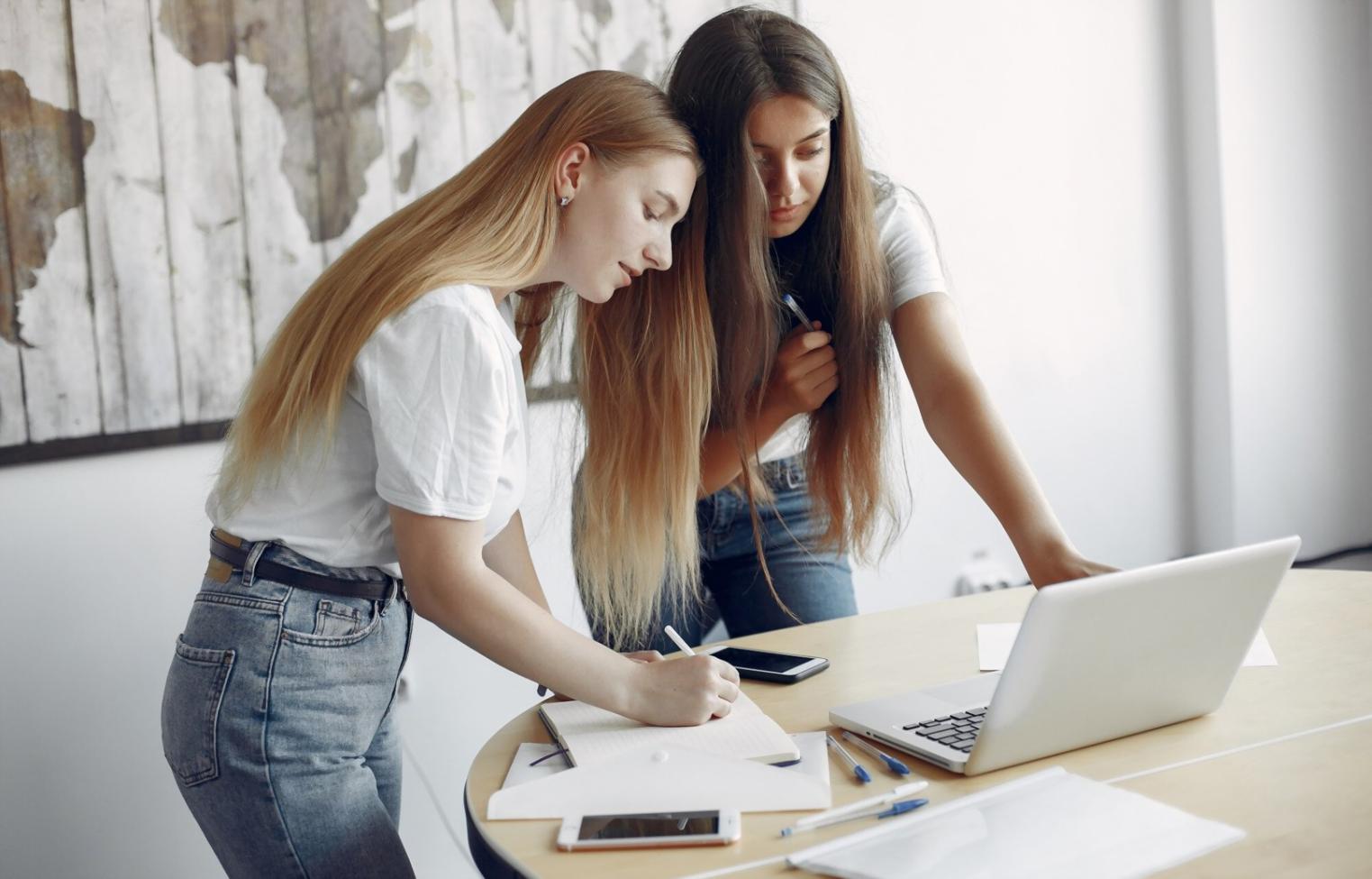 Évolution de viontarex à travers les années